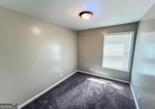 Photo 4 of Single family home for sale at 18 Mockingbird Dr, Cartersville, GA 30120 | MLS# 10841807 | Listing updated on 2026-09-08