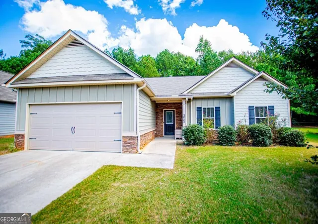 Photo 1 of Sale Pending at 305 Spruce Crk Ln, Temple, GA 30179 | MLS# 10847140 | Listing updated on 2026-09-18
