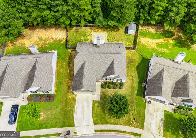 Photo 2 of Sale Pending at 305 Spruce Crk Ln, Temple, GA 30179 | MLS# 10847140 | Listing updated on 2026-09-18