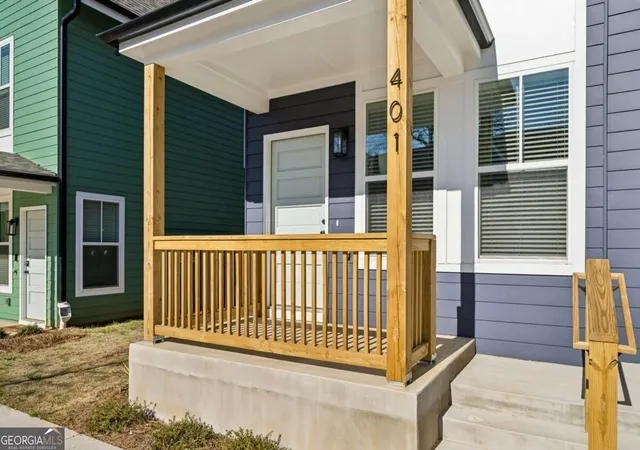 Photo 2 of Townhouse for sale at 1095 Tucker Ave #401, Atlanta, GA 30310 | MLS# 10843108 | Listing updated on 2026-09-11