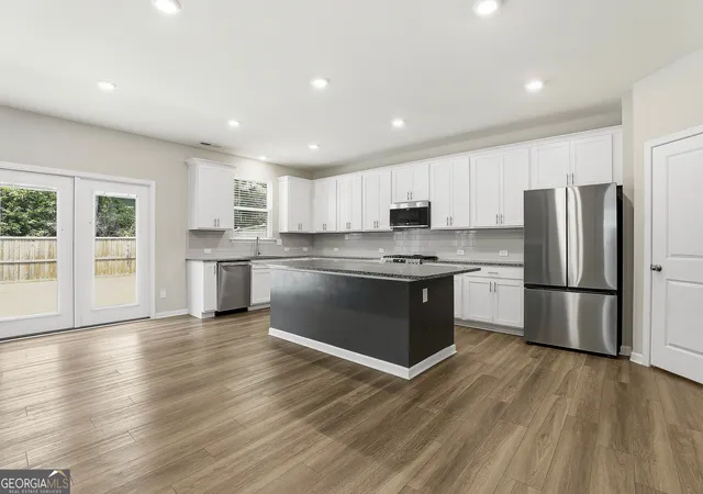 Photo 3 of Single family home for sale at 30 Braemore Ln, Newnan, GA 30263 | MLS# 10841562 | Listing updated on 2026-09-14