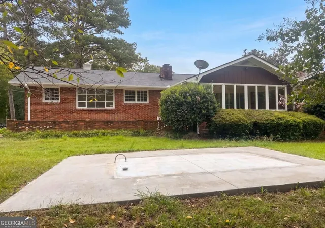 Photo 4 of Single family home for sale at 2186 Ingram Rd, Duluth, GA 30096 | MLS# 10851604 | Listing updated on 2026-10-07