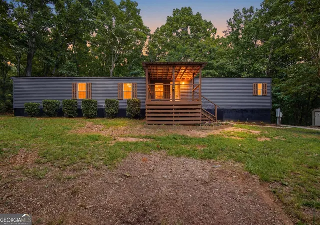 Manufactured home for sale at 450 Snowy River Pl, Clarkesville, GA 30523 | MLS# 10851283