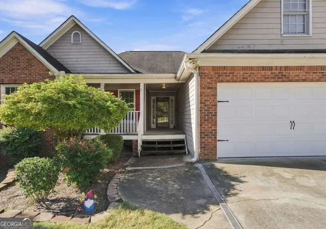 Photo 2 of Single family home for sale at 2015 Harfield Ct, Bethlehem, GA 30620 | MLS# 10873109 | Listing updated on 2026-10-28