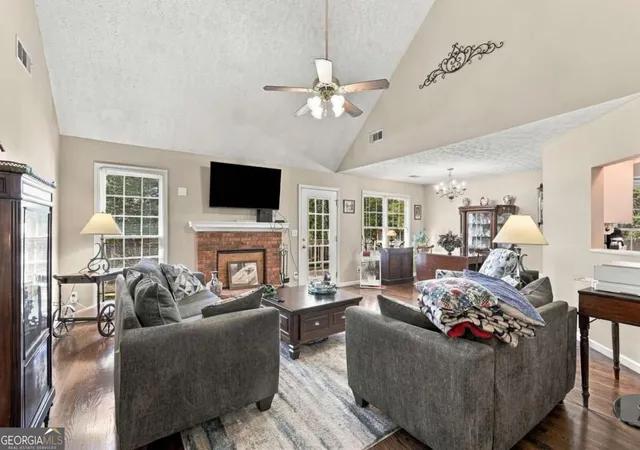 Photo 4 of Single family home for sale at 2015 Harfield Ct, Bethlehem, GA 30620 | MLS# 10873109 | Listing updated on 2026-10-28