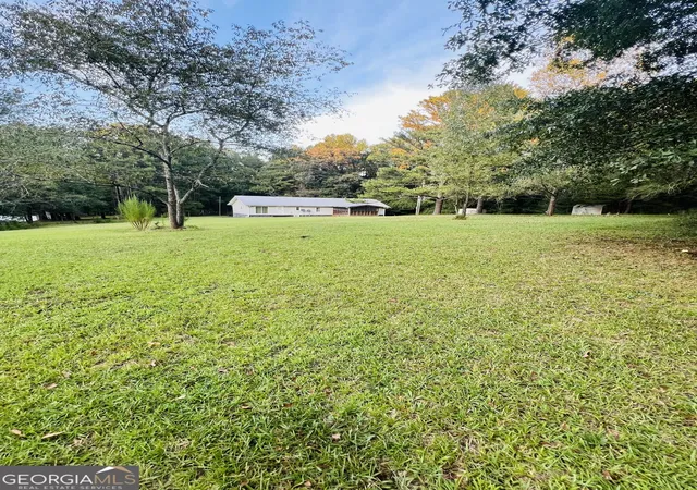 Photo 2 of Manufactured home for sale at 106 Kathy Ln, Griffin, GA 30224 | MLS# 10843426 | Listing updated on 2026-09-10