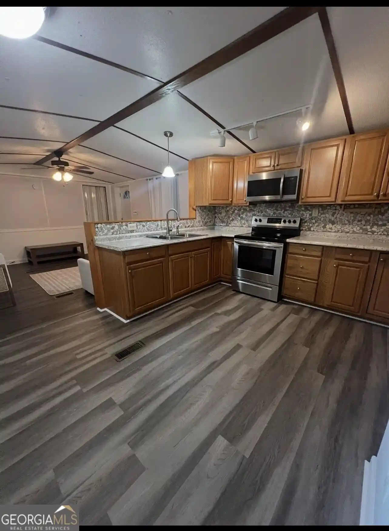 Photo 4 of Manufactured home for sale at 106 Kathy Ln, Griffin, GA 30224 | MLS# 10843426 | Listing updated on 2026-10-27