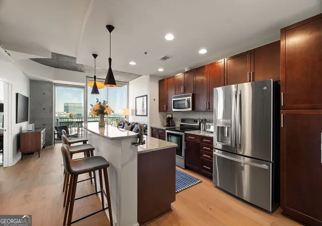 Photo 4 of Condo for sale at 855 Peachtree St NE #3210, Atlanta, GA 30308 | MLS# 10844384 | Listing updated on 2026-10-28