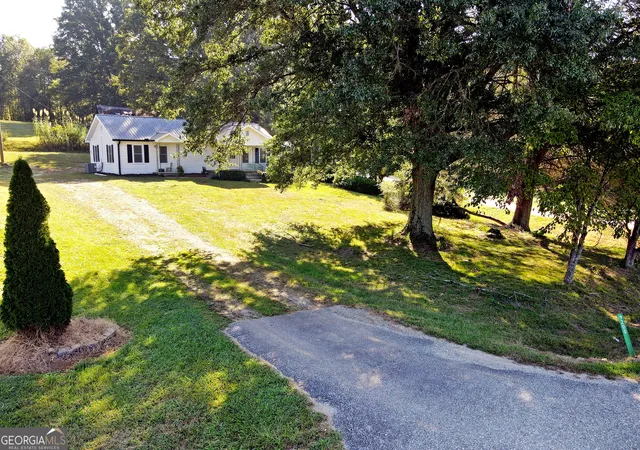 Photo 2 of Single family home for sale at 9200 Murphy Hwy, Blairsville, GA 30512 | MLS# 10850997 | Listing updated on 2026-10-06