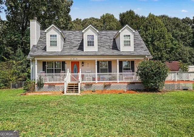 Photo 1 of Single family home for sale at 2943 High Fls Rd, Griffin, GA 30223 | MLS# 10851369 | Listing updated on 2026-10-07
