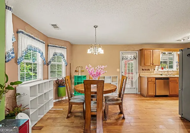Photo 3 of Single family home for sale at 2943 High Fls Rd, Griffin, GA 30223 | MLS# 10851369 | Listing updated on 2026-10-07