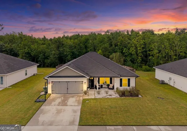 Photo 2 of Single family home for sale at 1028 Meloney Dr, Hinesville, GA 31313 | MLS# 10844789 | Listing updated on 2026-09-16