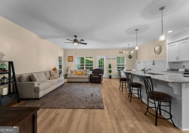 Photo 4 of Single family home for sale at 1028 Meloney Dr, Hinesville, GA 31313 | MLS# 10844789 | Listing updated on 2026-09-16