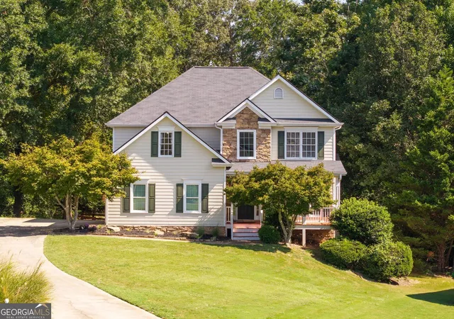Photo 1 of Single family home for sale at 211 Sweetbriar Ln, Canton, GA 30115 | MLS# 10848807 | Listing updated on 2026-10-19