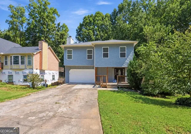 Photo 1 of Single family home for sale at 4945 Bent Crk Ct, Buford, GA 30518 | MLS# 10852695 | Listing updated on 2026-10-08