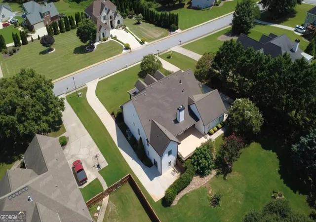 Photo 4 of Single family home for sale at 1232 Reece Dr, Hoschton, GA 30548 | MLS# 10875725 | Listing updated on 2026-10-31