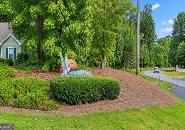 Photo 39 of Single family home for sale at 32 Maddox Rd Se, Acworth, GA 30102 | MLS# 10842742 | Listing updated on 2026-09-11