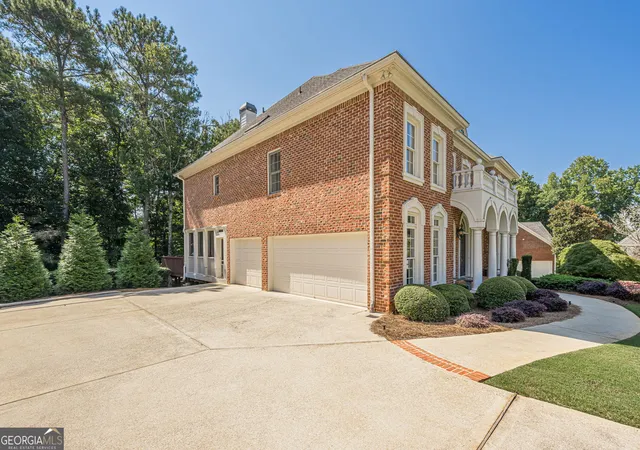 Photo 3 of Sale Pending at 3011 Prestwyck Hvn Dr, Duluth, GA 30097 | MLS# 10835349 | Listing updated on 2026-09-07