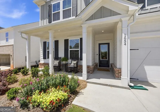 Photo 3 of Single family home for sale at 1654 Tide Mill Rd, Cumming, GA 30040 | MLS# 10834489 | Listing updated on 2026-09-11