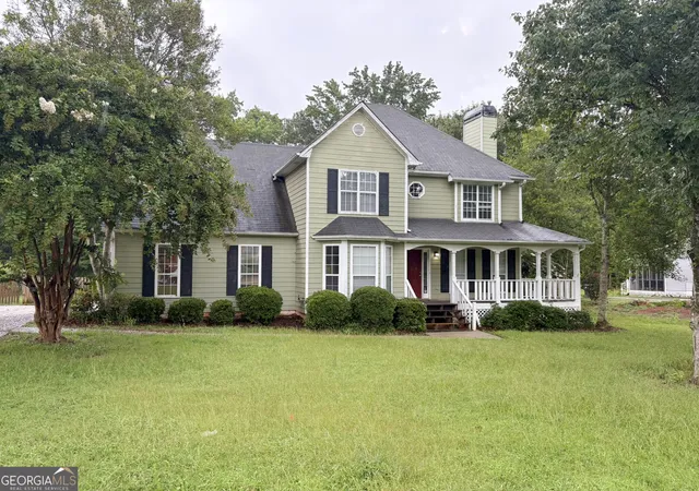 Photo 1 of Single family home for sale at 464 Walnut Crk Dr, Stockbridge, GA 30281 | MLS# 10851668 | Listing updated on 2026-10-09