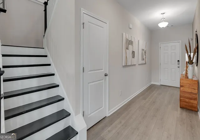 Photo 3 of Single family home for sale at 8525 Stratford Oaks Ave, Ball Ground, GA 30107 | MLS# 10847651 | Listing updated on 2026-09-18