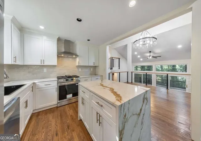 Photo 3 of Single family home for sale at 210 Brandenburgh Cir, Roswell, GA 30075 | MLS# 10830318 | Listing updated on 2026-09-11