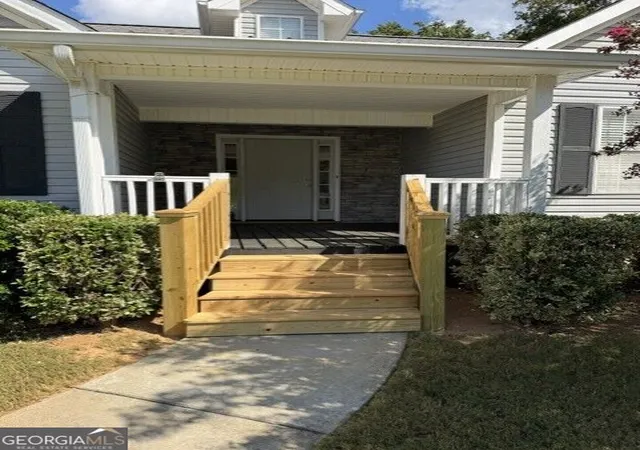 Photo 3 of Single family home for sale at 4 Hillstone Way, Cartersville, GA 30121 | MLS# 10818813 | Listing updated on 2026-09-10