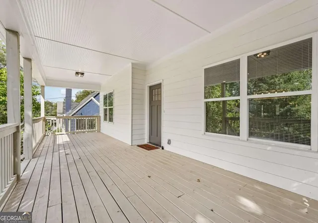 Photo 3 of Single family home for sale at 809 Dill Ave SW, Atlanta, GA 30310 | MLS# 10845088 | Listing updated on 2026-10-21