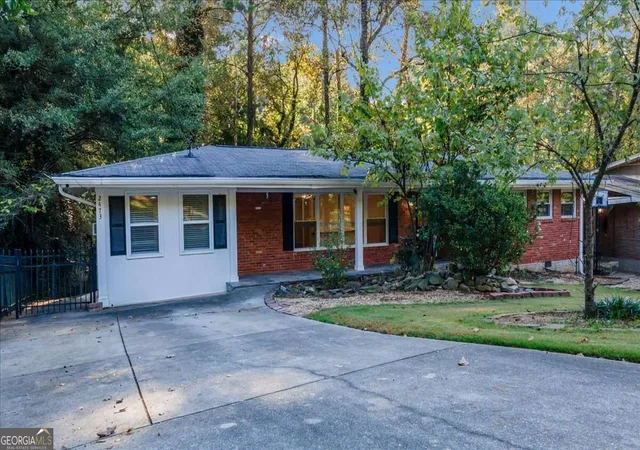 Photo 2 of Single family home for sale at 2473 Woodacres Rd NE, Atlanta, GA 30345 | MLS# 10879782 | Listing updated on 2026-10-27