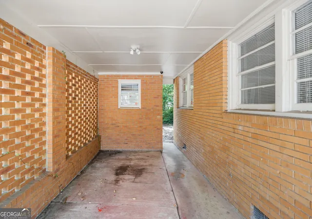 Photo 2 of Single family home for sale at 210 Oakhaven Ave, Macon, GA 31204 | MLS# 10849210 | Listing updated on 2026-10-02