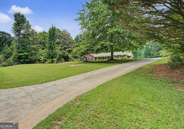 Photo 2 of Single family home for sale at 3885 Pittman Rd, Atlanta, GA 30349 | MLS# 10840592 | Listing updated on 2026-09-04