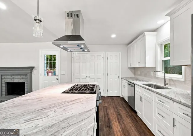 Photo 4 of Single family home for sale at 5506 Muirwood Ct, Powder Springs, GA 30127 | MLS# 10844632 | Listing updated on 2026-09-11