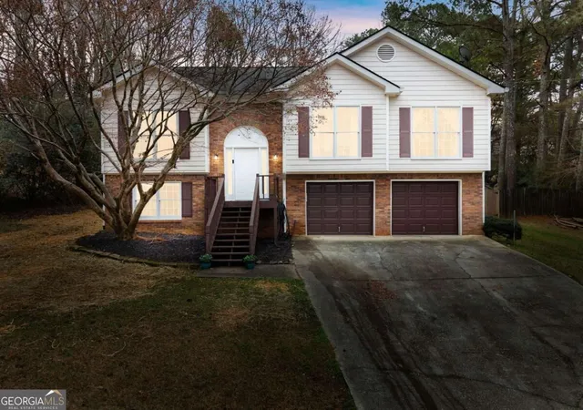 Photo 2 of Single family home for sale at 5920 Branden Hl Ln, Buford, GA 30518 | MLS# 10839302 | Listing updated on 2026-09-17