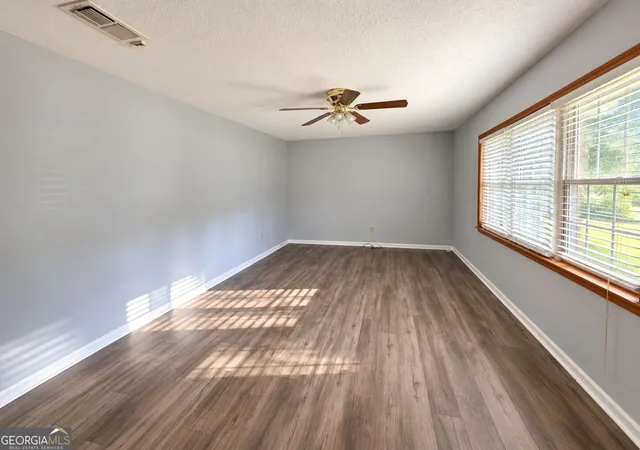 Photo 2 of Sale Pending at 2802 Leawood Ct, Hephzibah, GA 30815 | MLS# 10853621 | Listing updated on 2026-10-07