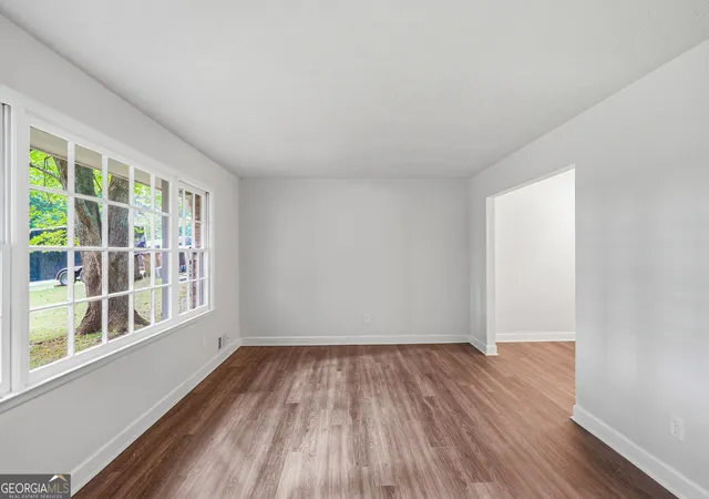 Photo 3 of Single family home for sale at 7052 Lodgepole Dr, Morrow, GA 30260 | MLS# 10848934 | Listing updated on 2026-09-26