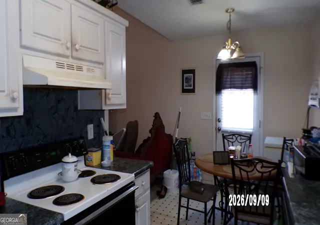 Photo 3 of Sale Pending at 264 Griffith St, Winder, GA 30680 | MLS# 10841333 | Listing updated on 2026-10-01