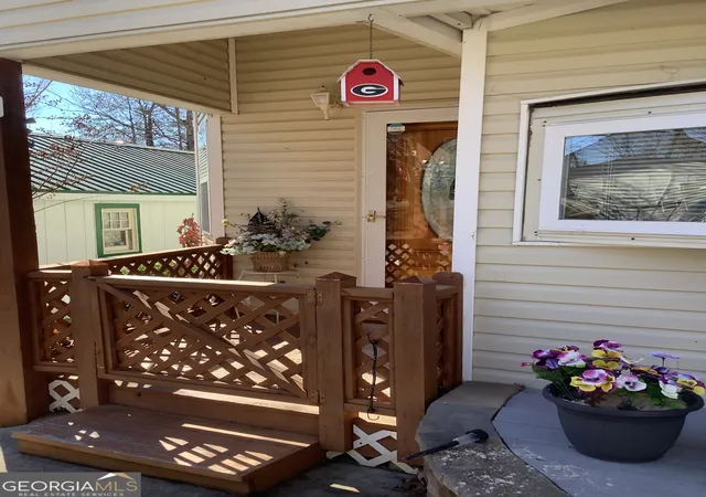 Photo 3 of Single family home for sale at 32 Yogi Bear Blvd, Cleveland, GA 30528 | MLS# 10831749 | Listing updated on 2026-09-12