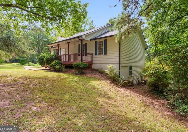 Photo 3 of Single family home for sale at 45 Boxwood Ct, Mcdonough, GA 30252 | MLS# 10833473 | Listing updated on 2026-09-18