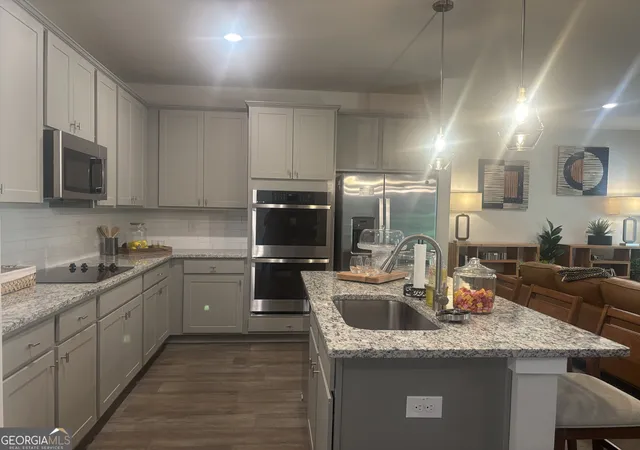 Photo 4 of Sale Pending at 5355 Tolar Rd, Fairburn, GA 30213 | MLS# 10842637 | Listing updated on 2026-09-09