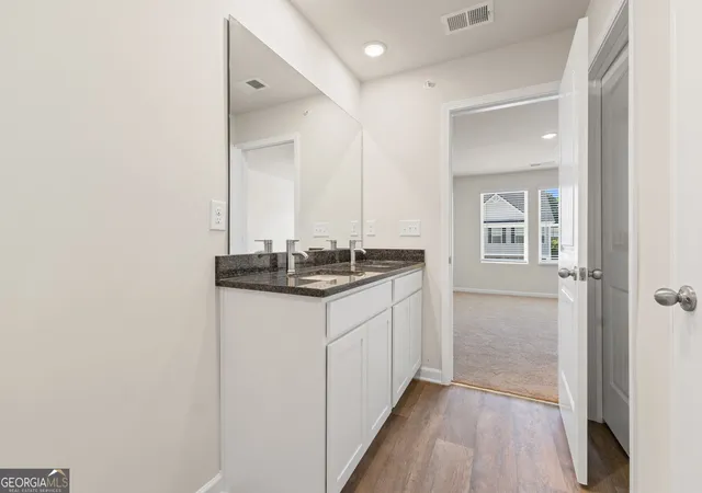 Photo 4 of Sale Pending at 8312 Columbia Ct, Palmetto, GA 30268 | MLS# 10853011 | Listing updated on 2026-09-25