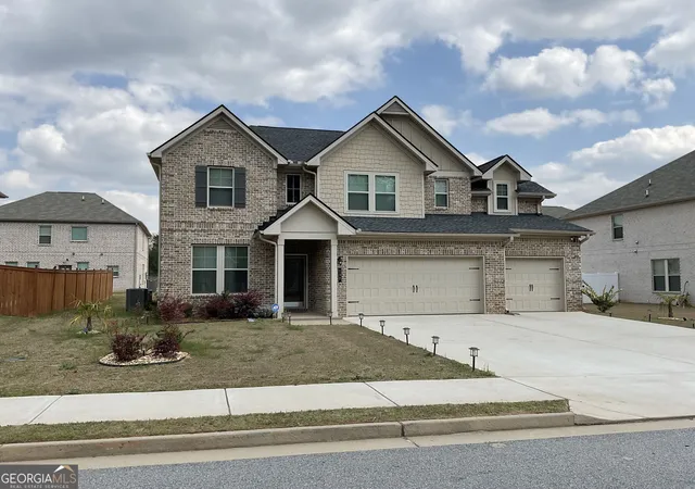 Photo 1 of Single family home for sale at 137 Cabin Way, Hampton, GA 30228 | MLS# 10840378 | Listing updated on 2026-09-18