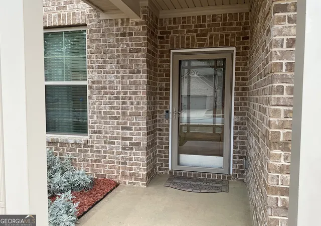 Photo 2 of Single family home for sale at 137 Cabin Way, Hampton, GA 30228 | MLS# 10840378 | Listing updated on 2026-09-18