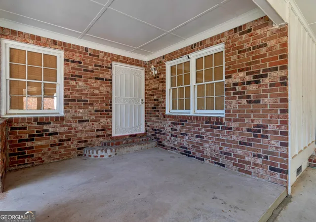 Photo 3 of Single family home for sale at 242 Lake Jodeco Rd, Jonesboro, GA 30236 | MLS# 10841202 | Listing updated on 2026-09-20