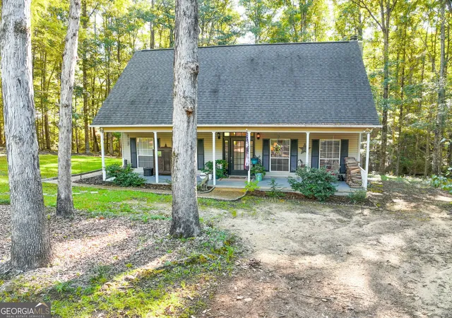Photo 1 of Single family home for sale at 1193 County Rd 500, Valley, AL 36854 | MLS# 10847211 | Listing updated on 2026-09-16