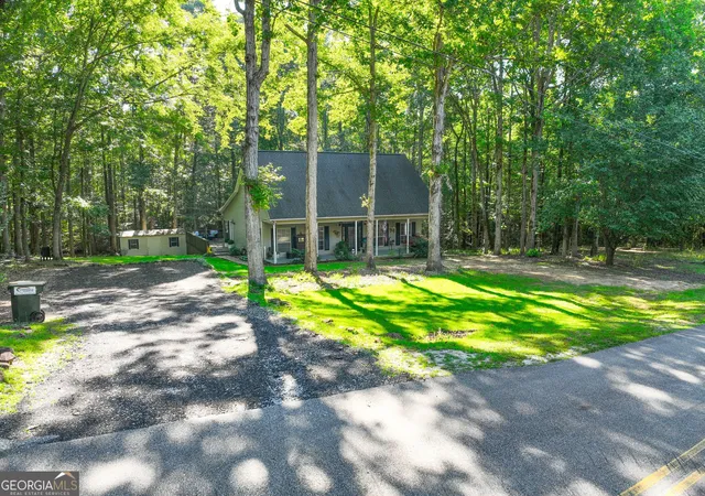 Photo 4 of Single family home for sale at 1193 County Rd 500, Valley, AL 36854 | MLS# 10847211 | Listing updated on 2026-09-16