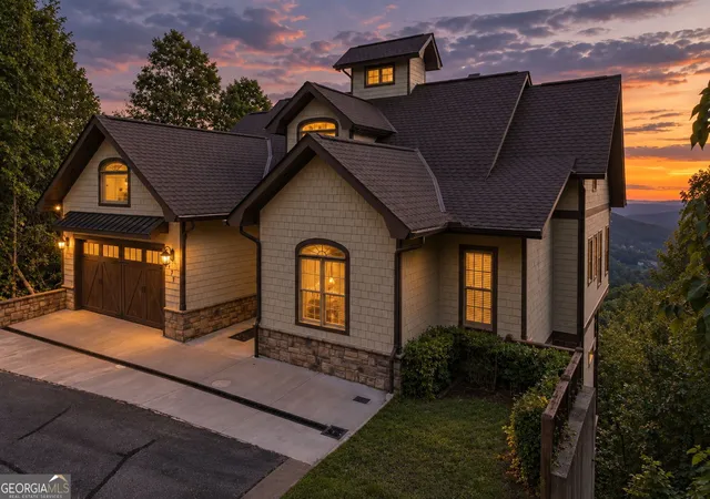 Photo 2 of Mansion for sale at 171 High Pointe Dr, Clayton, GA 30525 | MLS# 10648700 | Listing updated on 2026-09-28