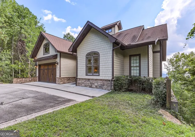 Photo 3 of Single family home for sale at 171 High Pointe Dr, Clayton, GA 30525 | MLS# 10648700 | Listing updated on 2026-09-28