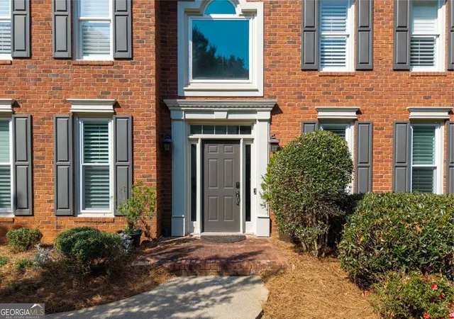 Photo 2 of Single family home for sale at 2525 Woodbrook Ct, Lawrenceville, GA 30043 | MLS# 10834947 | Listing updated on 2026-09-25