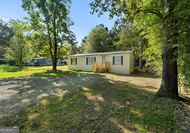 Photo 3 of Manufactured home for sale at 79 Hennon Dr Nw, Rome, GA 30165 | MLS# 10844627 | Listing updated on 2026-09-11