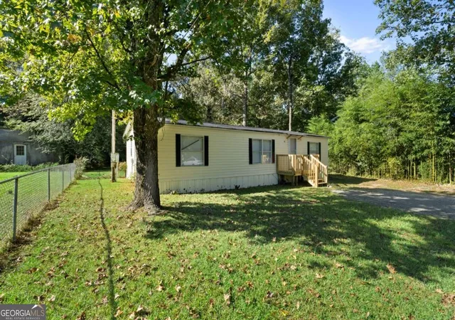 Photo 3 of Manufactured home for sale at 79 Hennon Dr NW, Rome, GA 30165 | MLS# 10844627 | Listing updated on 2026-09-11